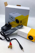 Meer Mini Projector YG-300 package and accessories
